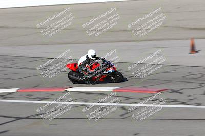 media/Jan-21-2023-Fastrack Riders (Sat) [[fcf3f88a30]]/Level 4/Session 2 Nascar 1/